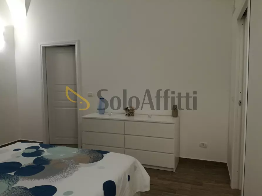 Immagine 17 di Trilocale in affitto  a Catania