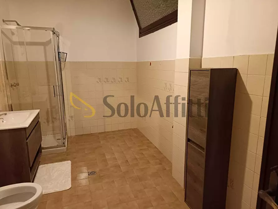 Immagine 7 di Bilocale in affitto  a Vico Del Gargano