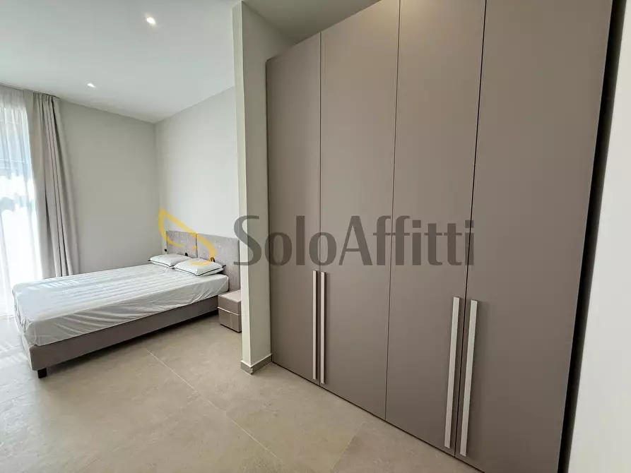 Immagine 36 di Bilocale in affitto  a Caserta