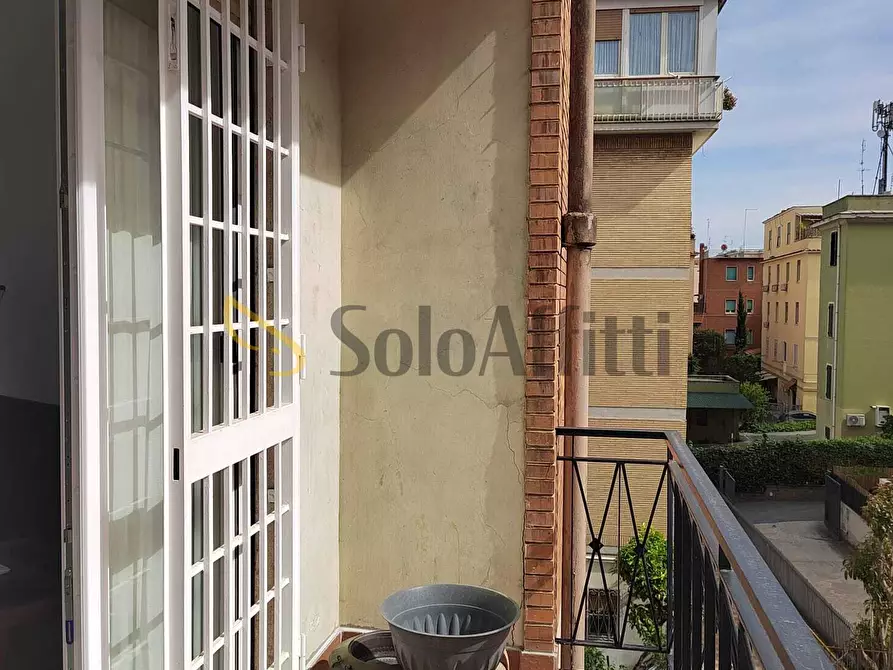 Immagine 16 di Bilocale in affitto  in Via dei Gonzaga a Roma