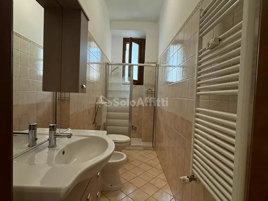 Immagine 15 di Bilocale in affitto  in Via Bari a Torino