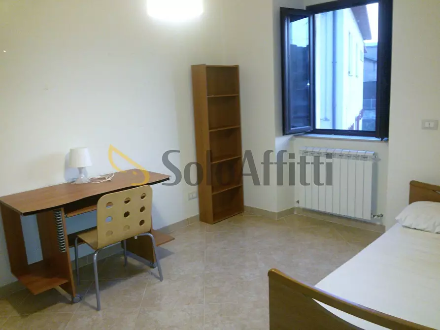 Immagine 6 di Stanza singola in affitto  a Catanzaro