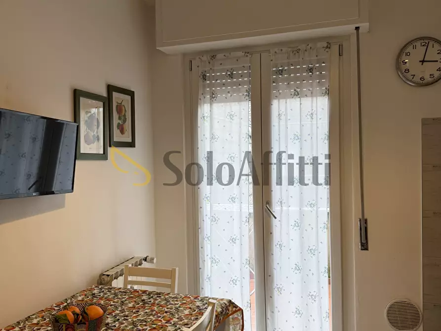 Immagine 5 di Bilocale in affitto  in Via Bainsizza 87 a Caronno Pertusella