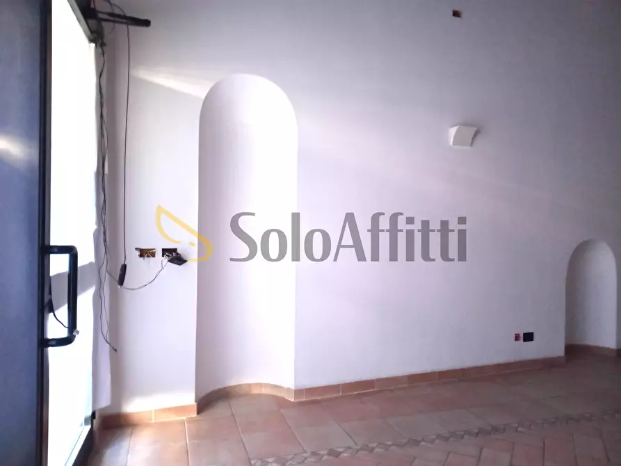 Immagine 3 di Locale commerciale in affitto  in Via Giovanni Giussani 2 a Nova Milanese