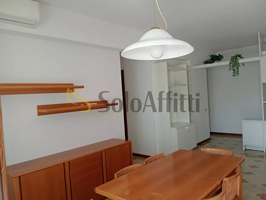 Immagine 2 di Quadrilocale in affitto  a Falconara Marittima