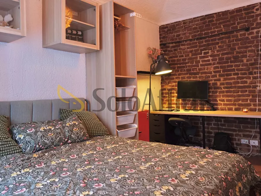 Immagine 13 di Bilocale in affitto  in Via Pollenzo 10 a Torino