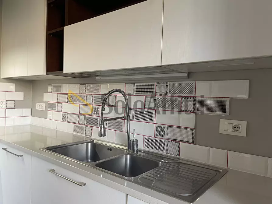 Immagine 3 di Trilocale in affitto  in via m.d'azeglio 25 a Busto Arsizio