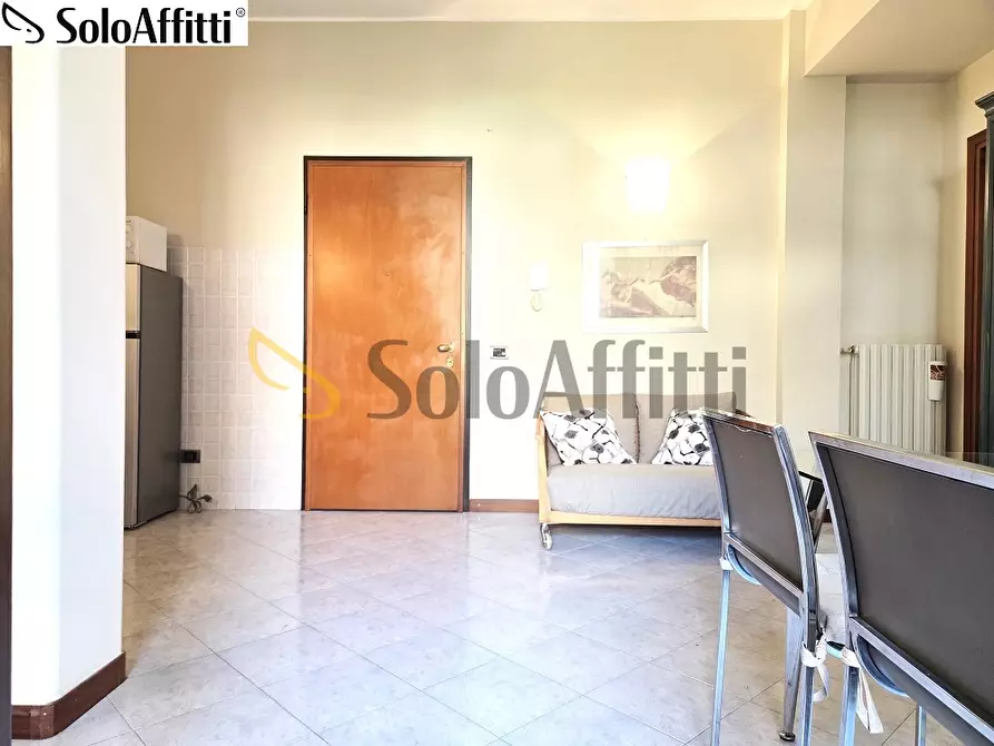 Immagine 7 di Bilocale in affitto  in Via Giacomo Puccini 22 a Cesano Maderno