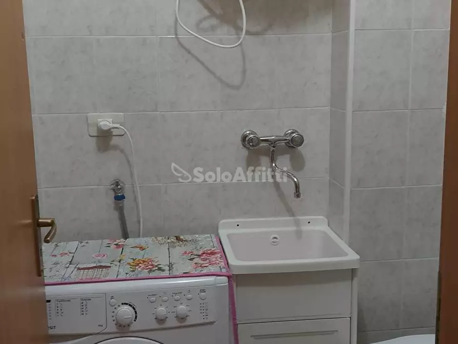 Immagine 14 di Bilocale in affitto  a Calatabiano