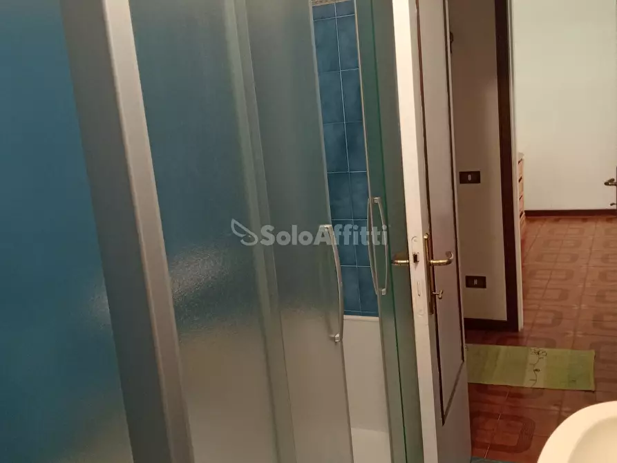 Immagine 11 di Bilocale in affitto  a Falconara Marittima