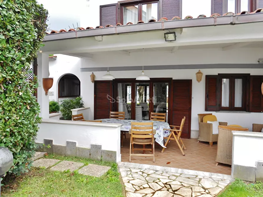 Immagine 10 di Villetta a schiera in affitto  in Via Fiorenzuola di Focara a Fiumicino