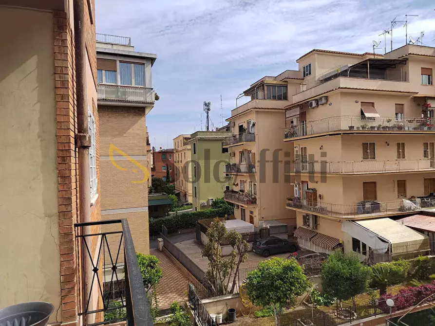 Immagine 17 di Bilocale in affitto  in Via dei Gonzaga a Roma
