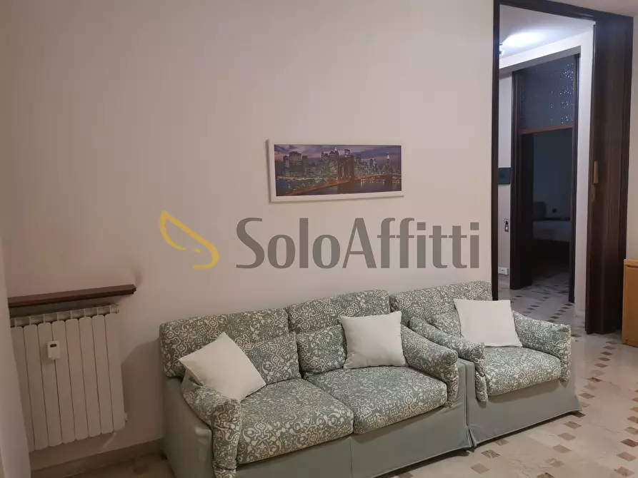 Immagine 5 di Bilocale in affitto  in Via Bainsizza 87 a Caronno Pertusella