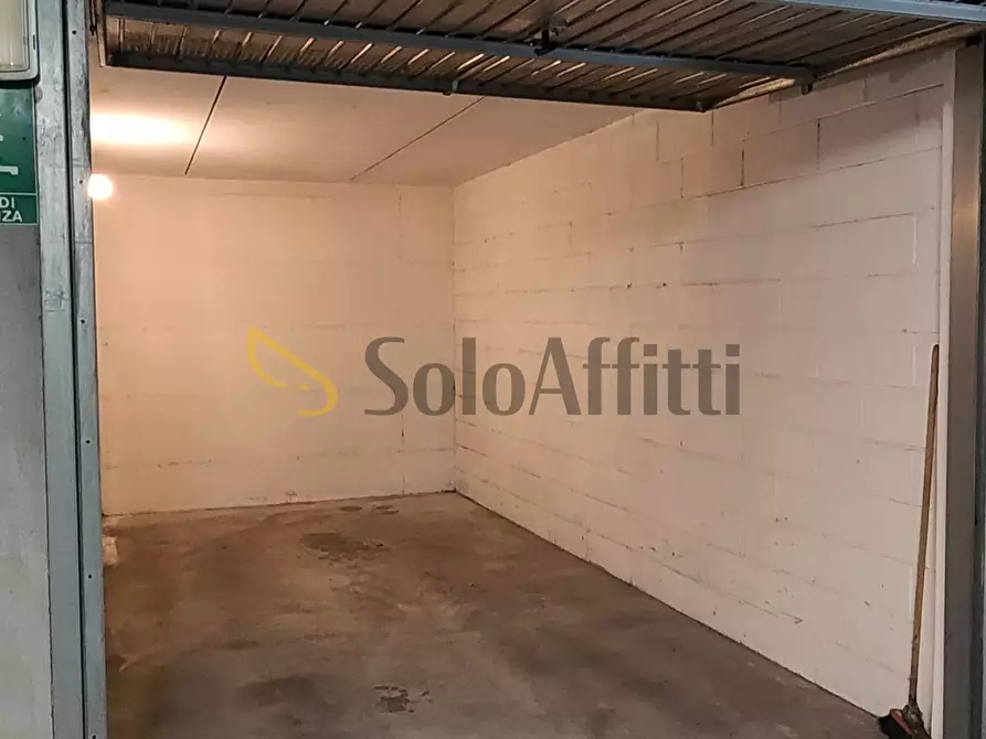 Immagine 9 di Garage in affitto  in Via Gianlorenzo Bernini 3 a Cinisello Balsamo