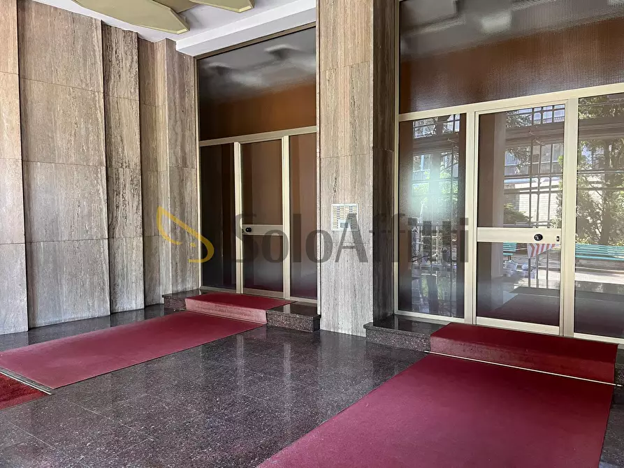 Immagine 31 di Trilocale in affitto  in CORSO BERNARDINO TELESIO a Torino