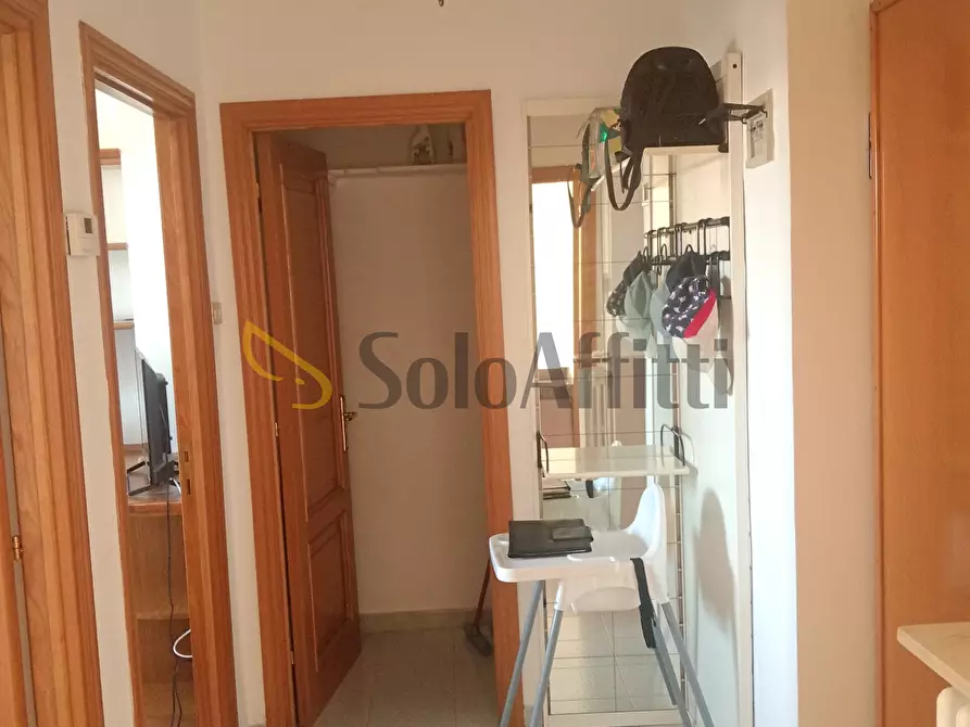 Immagine 12 di Trilocale in affitto  a Ancona