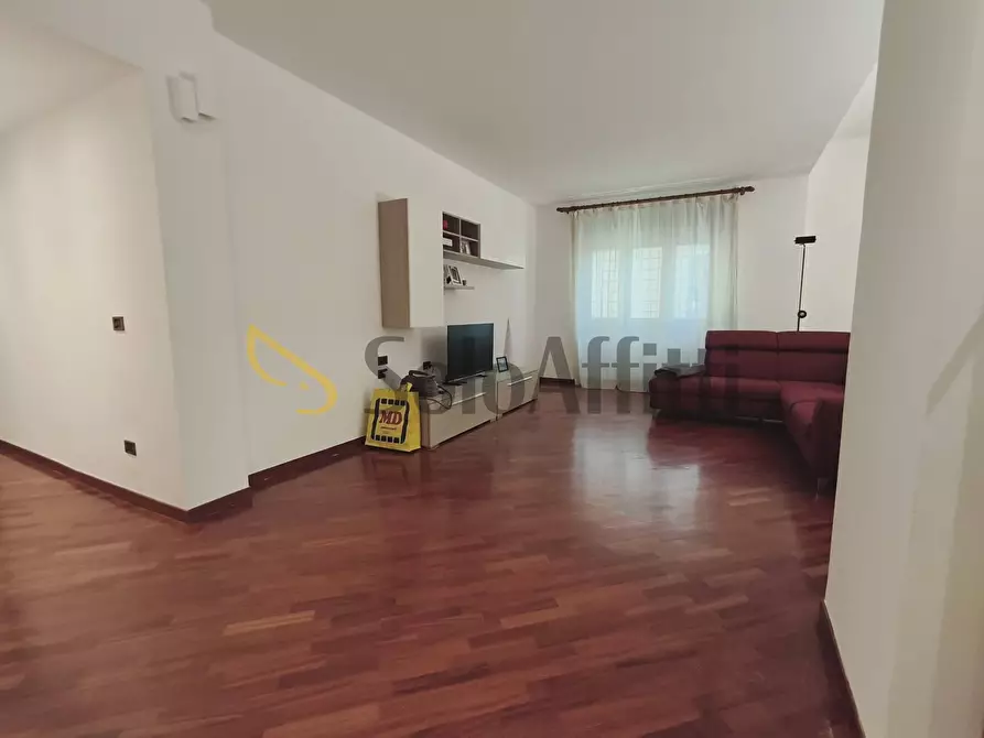 Immagine 21 di Trilocale in affitto  in Via Guido Alfani a Roma