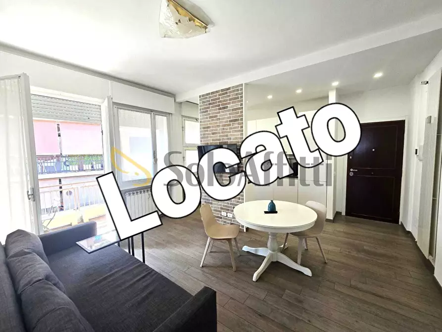 Immagine 1 di Trilocale in affitto  in Via Montaione 12 a Roma