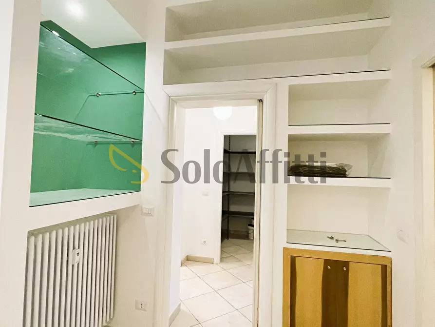 Immagine 10 di Bilocale in affitto  in Via di Val Tellina 110 a Roma