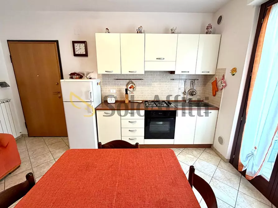 Immagine 4 di Trilocale in affitto  in Via XXI Aprile 2 a Tortoreto