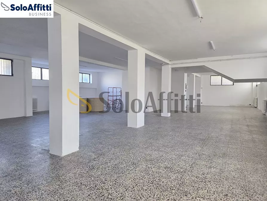 Immagine 5 di Magazzino in affitto  in Via Raffaello Sanzio 25 a Seveso