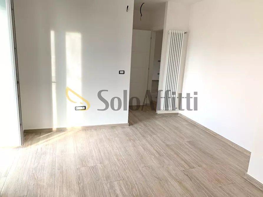 Immagine 8 di Trilocale in affitto  in Via delle Ferriere 20 a Caserta