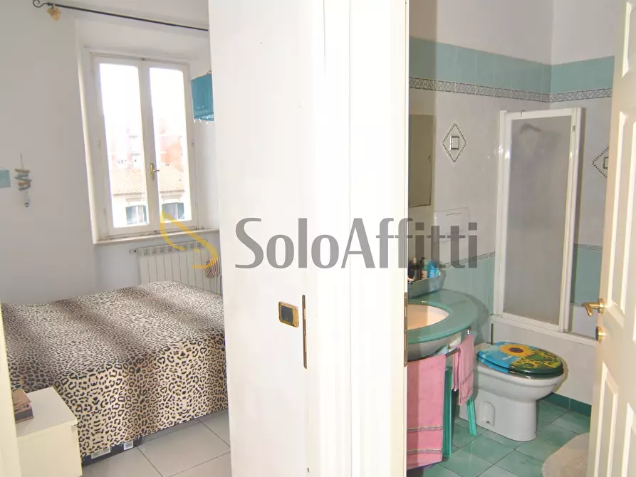 Immagine 8 di Bilocale in affitto  in Viale Italia 16 a Livorno