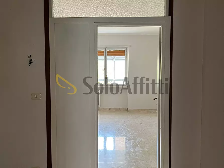 Immagine 25 di Trilocale in affitto  in CORSO BERNARDINO TELESIO a Torino
