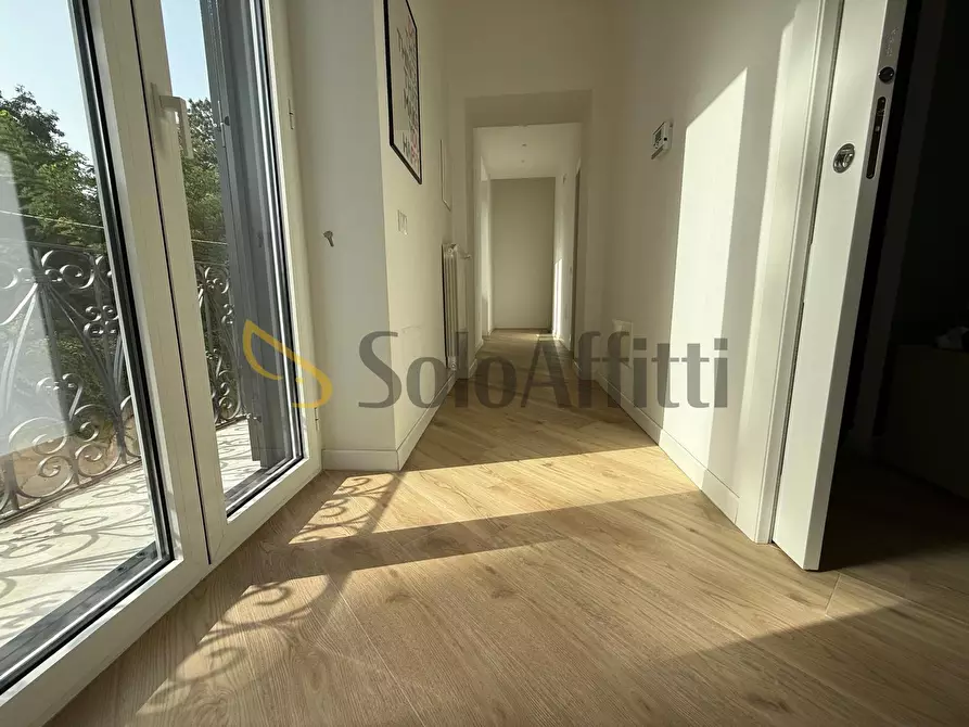 Immagine 53 di Villa in affitto  in Via Ten. Politano 4 a Caserta