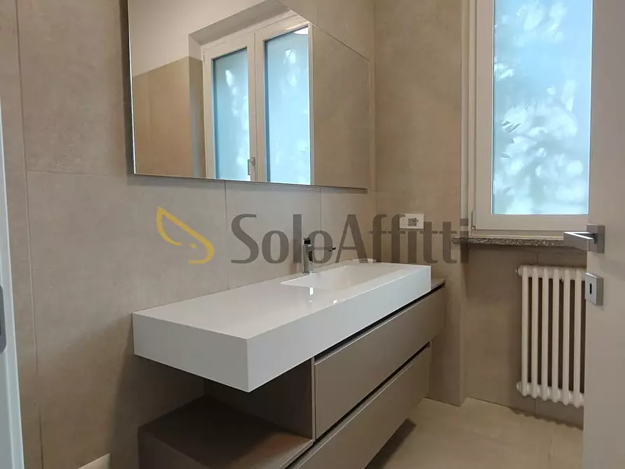 Immagine 22 di Villa in affitto  a Marnate