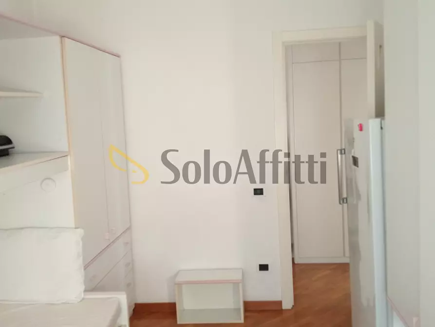 Immagine 9 di Trilocale in affitto  a Falconara Marittima