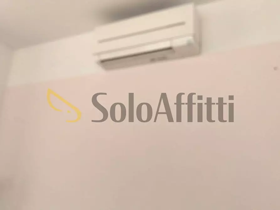 Immagine 7 di Ufficio in affitto  a Ancona