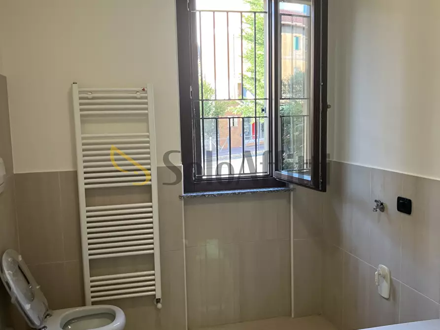 Immagine 18 di Trilocale in affitto  a Rovellasca