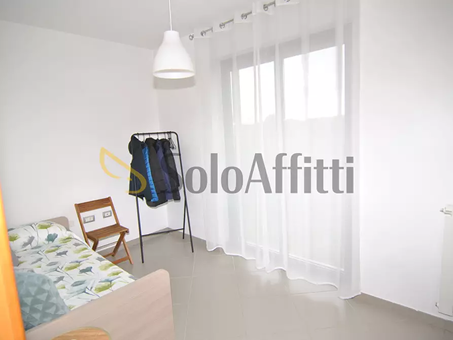 Immagine 11 di Trilocale in affitto  a Livorno