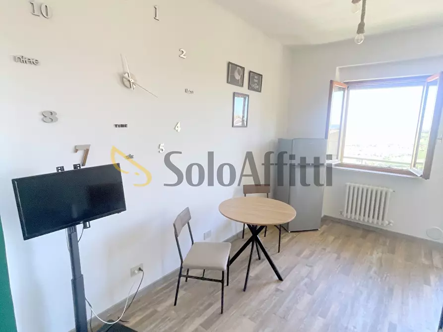 Immagine 7 di Trilocale in affitto  a Osimo