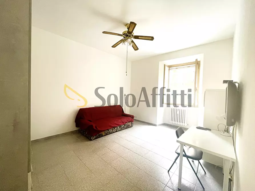 Immagine 5 di Stanza singola in affitto  in via Monte Favino 2 a Roma