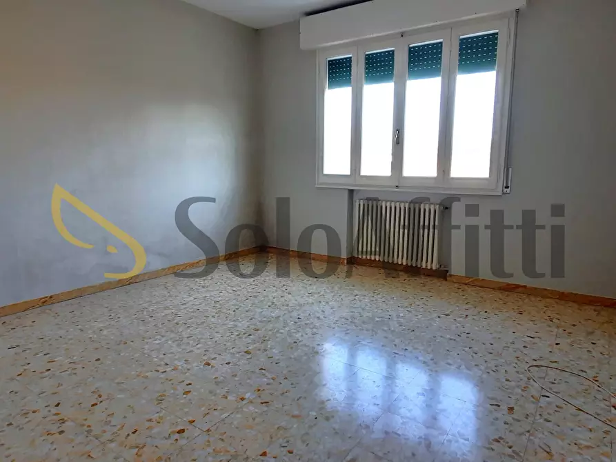 Immagine 11 di Trilocale in affitto  a Medolla