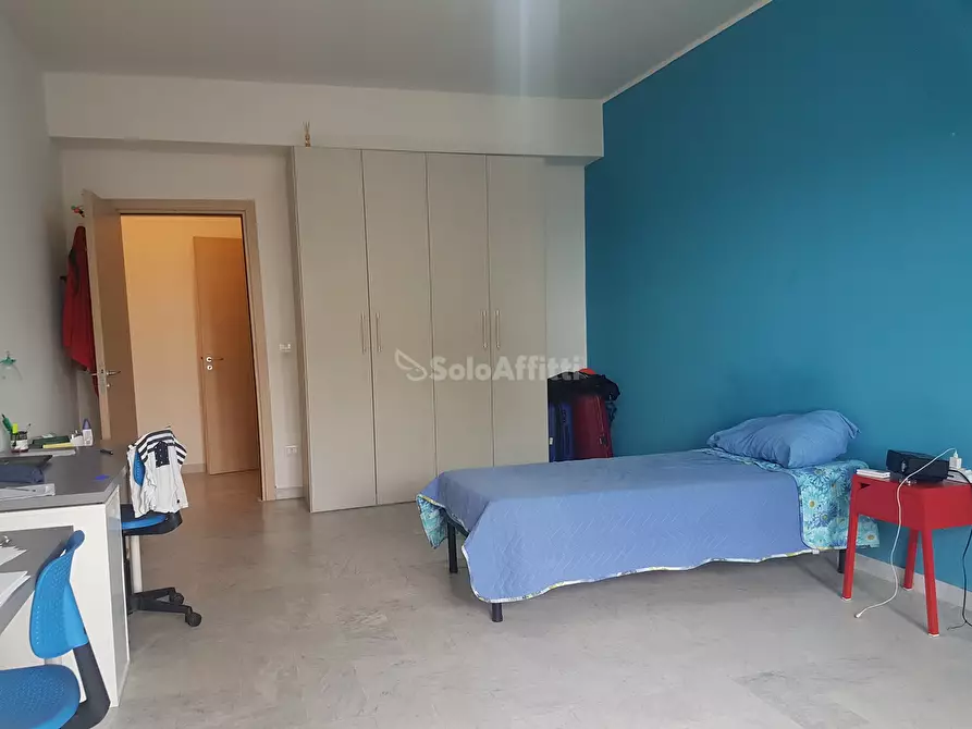 Immagine 8 di Stanza singola in affitto  a Catanzaro