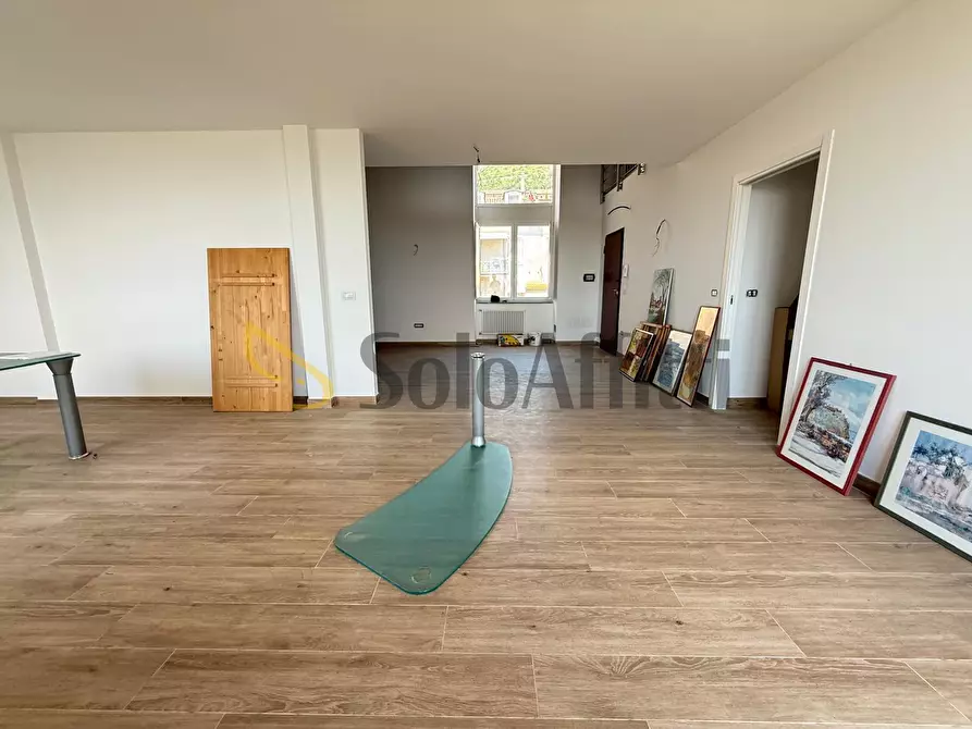 Immagine 7 di Loft/Open space in affitto  in Via dei Giardini Reali a Caserta