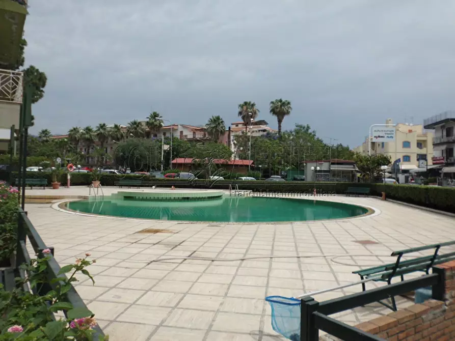 Immagine 25 di Trilocale in affitto  in Via Jannuzzo 14 a Giardini-Naxos