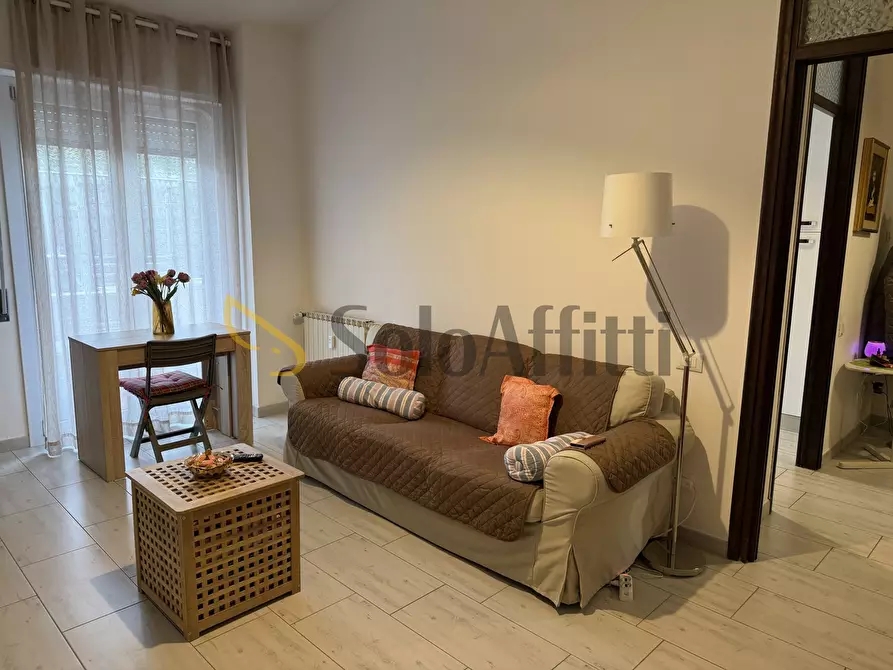 Immagine 8 di Bilocale in affitto  in Via Bainsizza 87 a Caronno Pertusella