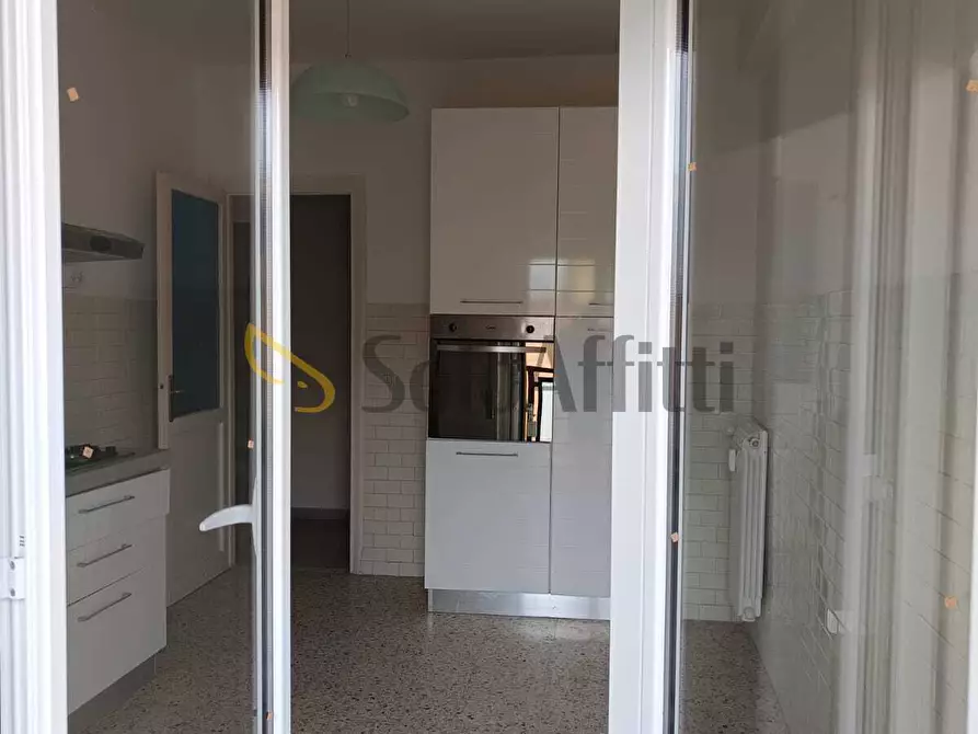 Immagine 22 di Bilocale in affitto  in Via G. Oberdan 8 a Latina