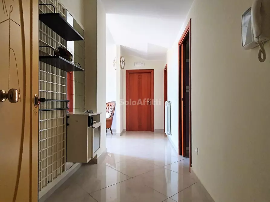 Immagine 6 di Stanza singola in affitto  a Catanzaro