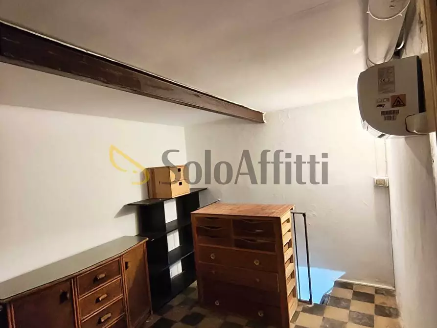 Immagine 7 di Stanza singola in affitto  a Catania