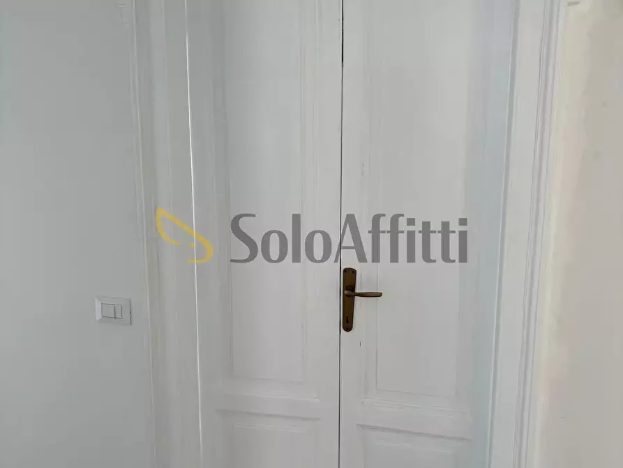 Immagine 12 di Quadrilocale in affitto  in Via Carlo Travelli 2 a Busto Arsizio