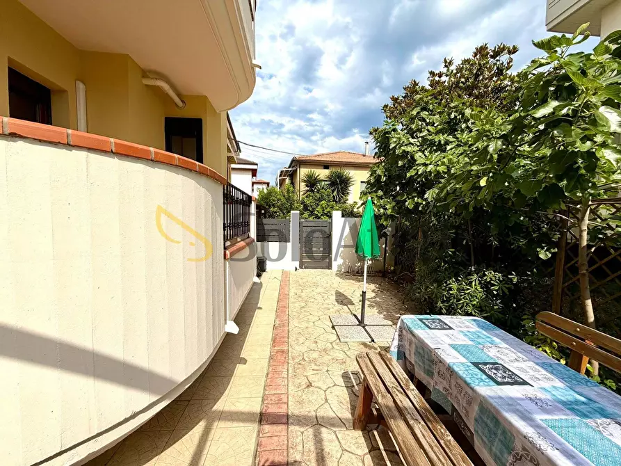 Immagine 7 di Bilocale in affitto  in Via Etruria 15 a Alba Adriatica