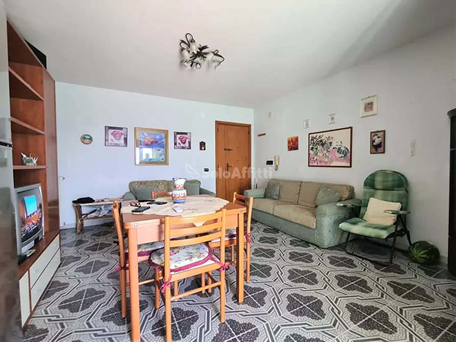 Immagine 12 di Trilocale in affitto  a Catanzaro