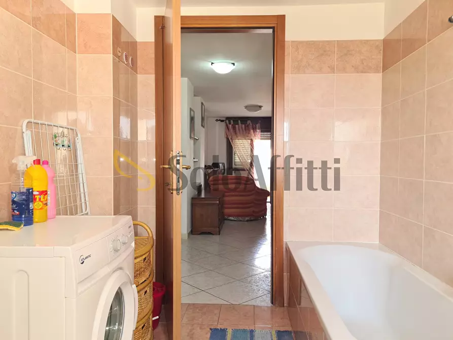 Immagine 12 di Stanza singola in affitto  a Catanzaro