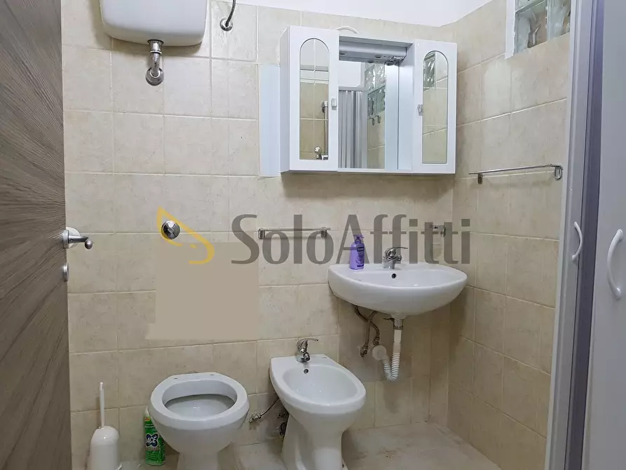 Immagine 9 di Bilocale in affitto  a Catanzaro