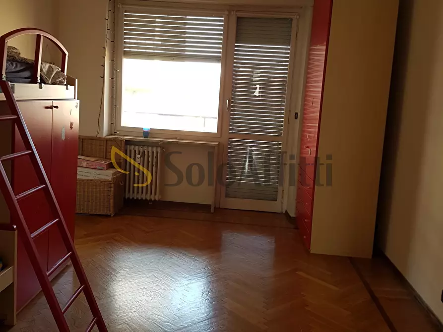 Immagine 12 di Pentalocale in affitto  in Via enrico Cialdini a Torino